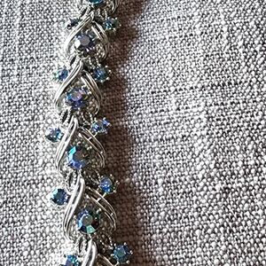 Vintage 1950s Coro Silver-tone Bracelet w Blue Aurora Borealis Rhinestones